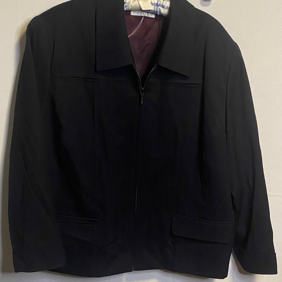 Liz Claiborne Jackets & Blazers - Liz Claiborne Black Lightweight Jacket